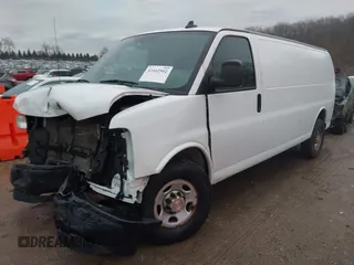 2017 Chevrolet Express Cargo Van with VIN 1GCZGHFG6H1292104, listed as a IAAI auction lot 41662902 with 272,436 mi miles. Bid and sale history available at carsss.com. Image 19.