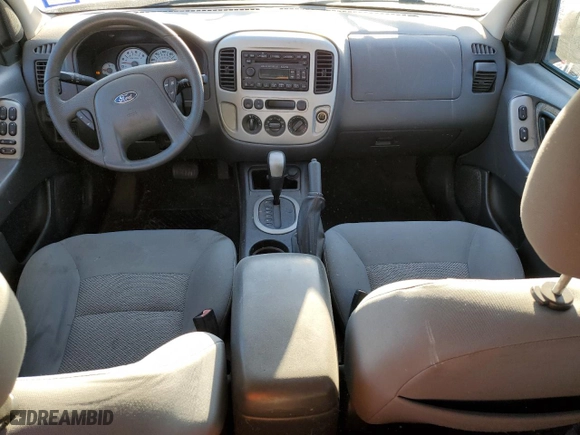 2007 Ford Escape XLT with VIN 1FMYU03117KA13412, listed as a Copart auction lot 49840615 with 120,395 mi miles and Salvage Title. Bid and sale history available at carsss.com. Image 8.