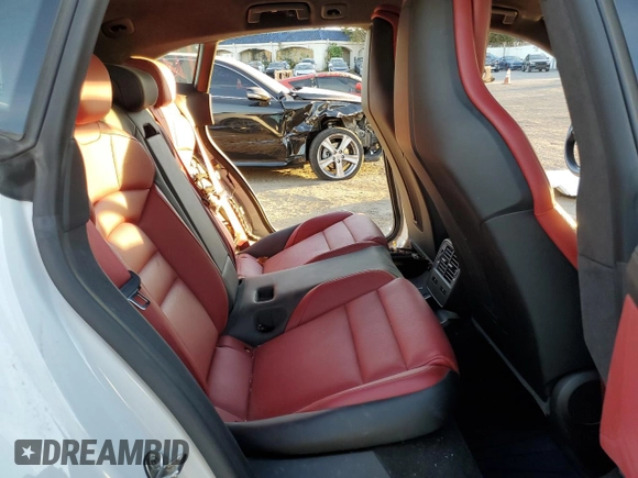 2022 Porsche Taycan 4 with VIN WP0BA2Y10NSA67274, listed as a Copart auction lot 84293924 with 33,234 mi miles and Salvage title. Bid and sale history available at DreamBid. Image 10.