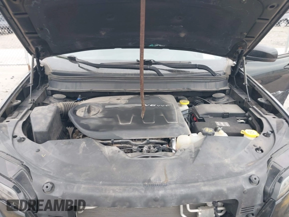 2019 Jeep Cherokee Latitude Plus with VIN 1C4PJMLX8KD484071, listed as a IAAI auction lot 42072674 with 96,701 mi miles and . Bid and sale history available at DreamBid. Image 10.