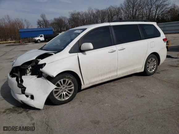 2012 Toyota Sienna XLE AAS with VIN 5TDYK3DC1CS235737, listed as a Copart auction lot 47414415 with 288,446 mi miles and Salvage Title. Bid and sale history available at carsss.com. Image 1.