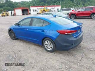 2017 Hyundai Elantra SE z VIN KMHD74LF0HU071915, wystawiony jako IAAI lot #42527992 z przebiegiem 148 885 mil mil oraz . Historia ofert i sprzedaży dostępna na DreamBid. Obrazek 3.