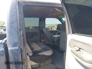 2004 Ford F-250 XL with VIN 1FTNW21P94ED22723, listed as a IAAI auction lot 42319251 with 354,818 mi miles and . Bid and sale history available at DreamBid. Image 8.