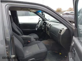 2008 Chevrolet Colorado LT w/1LT with VIN 1GCCS13E188152161, listed as a IAAI auction lot 41503253 with 188,444 mi miles. Bid and sale history available at carsss.com. Image 5.