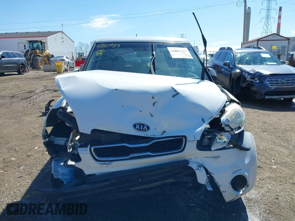 2012 Kia Soul + with VIN KNDJT2A6XC7355229, listed as a IAAI auction lot 41811989 with 111,008 mi miles. Bid and sale history available at carsss.com. Image 13.