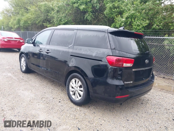 2016 Kia Sedona LX with VIN KNDMB5C15G6163280, listed as a IAAI auction lot 42192788 with 116,516 mi miles and . Bid and sale history available at DreamBid. Image 3.