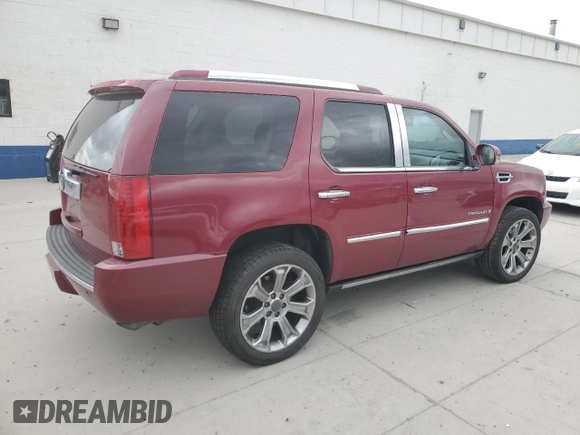 2007 Cadillac Escalade z VIN 1GYFK63807R329693, wystawiony jako Copart lot #56887685 z przebiegiem 136 076 mil mil oraz Szkoda całkowita • Salvage title. Historia ofert i sprzedaży dostępna na DreamBid. Obrazek 3.
