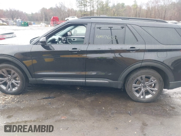 2022 Ford Explorer XLT with VIN 1FMSK8DH6NGB16928, listed as a IAAI auction lot 41917630 with 51,427 mi miles and . Bid and sale history available at DreamBid. Image 15.