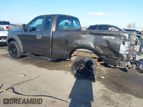 2005 Ford F-150 XL with VIN 1FTRF12245KC49536, listed as a IAAI auction lot 41666376 with 182,361 mi miles. Bid and sale history available at carsss.com. Image 3.