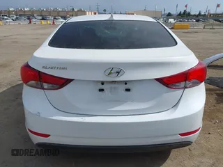 2015 Hyundai Elantra SE с VIN 5NPDH4AE7FH592021, выставлен на аукционе IAAI как лот 42251541 с пробегом Не указан миль и . История ставок и продаж доступна на DreamBid. Изображение 16.