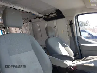 2015 Ford Transit Cargo с VIN 1FTYR1ZMXFKA44427, выставлен на аукционе IAAI как лот 42411415 с пробегом 276 085 миль миль и . История ставок и продаж доступна на DreamBid. Изображение 8.