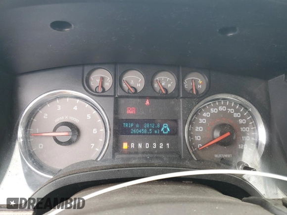 2010 Ford F-150 XL z VIN 1FTFX1CV5AKE47416, wystawiony jako Copart lot #65258895 z przebiegiem 260 458 mil mil oraz Czysty tytuł • Clean title. Historia ofert i sprzedaży dostępna na DreamBid. Obrazek 9.