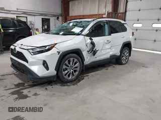 2022 Toyota RAV4 XLE Premium с VIN 2T3A1RFVXNW316906, выставлен на аукционе IAAI как лот 42445942 с пробегом 16 621 миль миль и . История ставок и продаж доступна на DreamBid. Изображение 17.