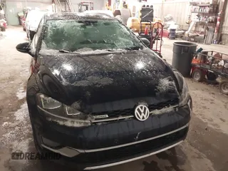 2019 Volkswagen Golf S z VIN 3VWH17AU7KM513463, wystawiony jako IAAI lot #41197885 z przebiegiem 71 382 mil mil oraz . Historia ofert i sprzedaży dostępna na DreamBid. Obrazek 12.