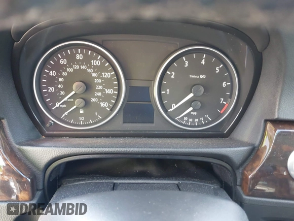 2006 BMW 3 Series 325xi with VIN WBAVT13556KW23134, listed as a IAAI auction lot 42722509 with Not provided miles and . Bid and sale history available at DreamBid. Image 7.