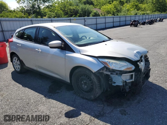 2012 Ford Focus SE z VIN 1FAHP3K20CL219046, wystawiony jako Copart lot #58771285 z przebiegiem 167 703 mil mil oraz Szkoda całkowita • Salvage title. Historia ofert i sprzedaży dostępna na DreamBid. Obrazek 4.