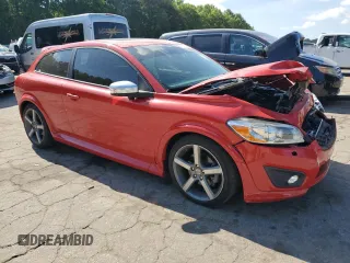 2013 Volvo C30 T5 z VIN YV1672MK1D2307517, wystawiony jako Copart lot #54678364 z przebiegiem 75 260 mil mil oraz Szkody całkowita. Historia ofert i sprzedaży dostępna na DreamBid. Obrazek 4.