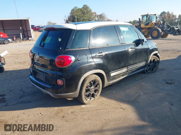 2017 FIAT 500L Trekking z VIN ZFBCFADH5HZ039470, wystawiony jako IAAI lot #40989704 z przebiegiem 117 901 mil mil oraz . Historia ofert i sprzedaży dostępna na DreamBid. Obrazek 4.