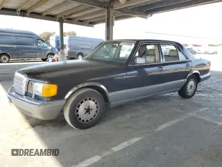 1988 Mercedes-Benz 300 with VIN WDBCA24D4JA424391, listed as a Copart auction lot 52105995 with 223,369 mi miles and Clean Title. Bid and sale history available at DreamBid. Image 1.