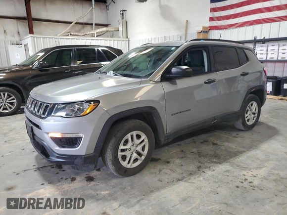 2018 Jeep Compass Sport z VIN 3C4NJCAB7JT240638, wystawiony jako Copart lot #58987085 z przebiegiem 70 310 mil mil oraz Szkoda całkowita • Salvage title. Historia ofert i sprzedaży dostępna na DreamBid. Obrazek 1.