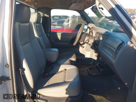 2006 Ford Ranger XL z VIN 1FTYR10D86PA80410, wystawiony jako IAAI lot #41577897 z przebiegiem 130 386 mil mil oraz . Historia ofert i sprzedaży dostępna na DreamBid. Obrazek 8.