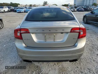 2014 Volvo S60 T5 with VIN YV1612FS5E2290835, listed as a Copart auction lot 50901505 with 121,438 mi miles and Salvage Title. Bid and sale history available at carsss.com. Image 6.