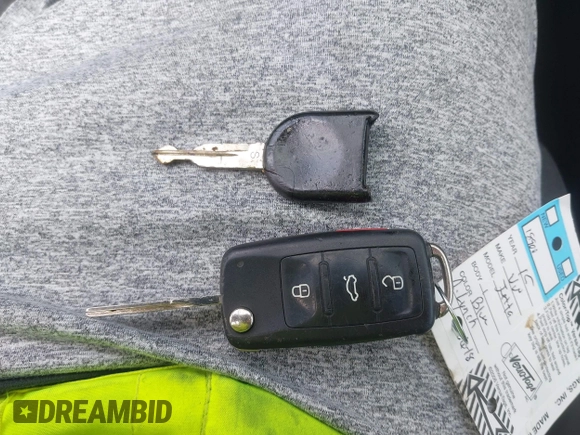 2015 Volkswagen Jetta SE с VIN 3VWD17AJ3FM231847, выставлен на аукционе IAAI как лот 42606494 с пробегом 195 730 миль миль и . История ставок и продаж доступна на DreamBid. Изображение 11.