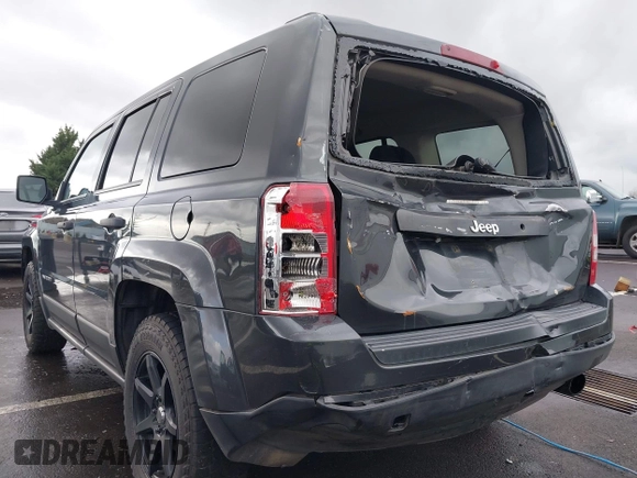 2011 Jeep Patriot Latitude with VIN 1J4NT1GA6BD114558, listed as a IAAI auction lot 41480698 with 199,006 mi miles and . Bid and sale history available at DreamBid. Image 6.