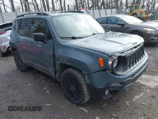 2018 Jeep Renegade Sport with VIN ZACCJBAB2JPH56754, listed as a IAAI auction lot 41541555 with 141,616 mi miles. Bid and sale history available at carsss.com. Image 1.