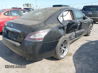 2014 Nissan Maxima SV with VIN 1N4AA5AP8EC451098, listed as a IAAI auction lot 42520957 with 146,924 mi miles and . Bid and sale history available at DreamBid. Image 4.