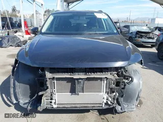 2022 Volkswagen Tiguan S with VIN 3VV1B7AX9NM119626, listed as a IAAI auction lot 40565280 with 29,754 mi miles. Bid and sale history available at carsss.com. Image 13.
