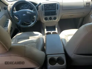 2005 Ford Explorer XLT с VIN 1FMZU63K75UA93316, выставлен на аукционе Copart как лот 61532905 с пробегом 187 189 миль миль и Списание • Salvage title. История ставок и продаж доступна на DreamBid. Изображение 8.