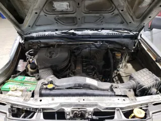2000 Nissan Frontier XE z VIN 1N6DD21S1YC392012, wystawiony jako Copart lot #41843855 z przebiegiem 208 449 mil mil oraz Szkoda całkowita • Salvage title. Historia ofert i sprzedaży dostępna na DreamBid. Obrazek 11.