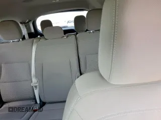 2021 Ford Explorer с VIN 1FMSK7BHXMGB20637, выставлен на аукционе Copart как лот 61563045 с пробегом 72 659 миль миль и Списание • Salvage title. История ставок и продаж доступна на DreamBid. Изображение 10.