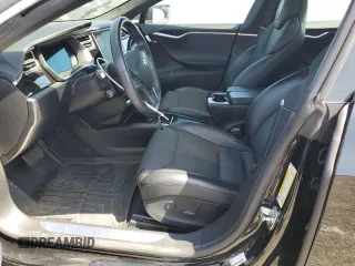 2018 Tesla Model S 75D с VIN 5YJSA1E24JF248762, выставлен на аукционе Copart как лот 61501075 с пробегом 63 802 миль миль и Списание • Salvage title. История ставок и продаж доступна на DreamBid. Изображение 7.