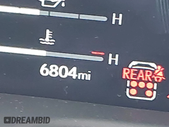 2024 Lexus GX 550 Luxury with VIN JTJVBCDX6R5002471, listed as a IAAI auction lot 41014710 with 6,804 mi miles and . Bid and sale history available at DreamBid. Image 15.