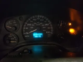 2005 Chevrolet Express Passenger with VIN 1GAHG39U451202405, listed as a Copart auction lot 45713255 with 488,178 mi miles and Salvage title. Bid and sale history available at DreamBid. Image 9.