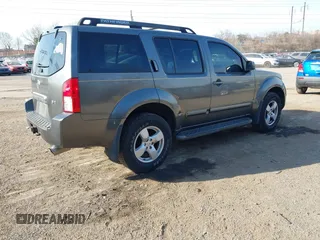 2007 Nissan Pathfinder SE z VIN 5N1AR18W07C610753, wystawiony jako IAAI lot #41733415 z przebiegiem Nie podano mil oraz . Historia ofert i sprzedaży dostępna na DreamBid. Obrazek 4.
