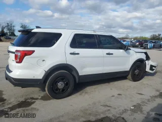 2019 Ford Police Interceptor Utility with VIN 1FM5K8AR9KGB43871, listed as a Copart auction lot 87615745 with 99,363 mi miles and Non Repairable. Bid and sale history available at carsss.com. Image 3.