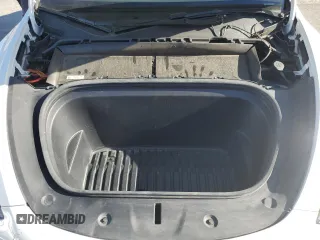 2024 Tesla Model Y Long Range with VIN 7SAYGDEE6RA261884, listed as a Copart auction lot 47639025 with 23,377 mi miles and Salvage Title. Bid and sale history available at DreamBid. Image 11.