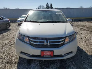2015 Honda Odyssey EX-L with VIN 5FNRL5H69FB129773, listed as a Copart auction lot 48389155 with 143,047 mi miles and Clean Title. Bid and sale history available at DreamBid. Image 5.