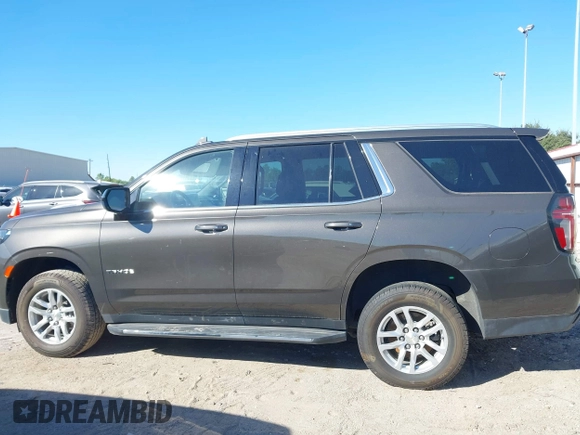 2021 Chevrolet Tahoe LT with VIN 1GNSCNKD9MR266140, listed as a IAAI auction lot 40631424 with 70,637 mi miles and . Bid and sale history available at DreamBid. Image 14.