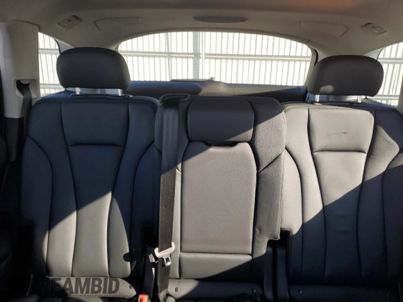 2022 Audi Q7 Premium Plus with VIN WA1LJBF70ND006854, listed as a Copart auction lot 85075634 with 33,480 mi miles and Salvage title. Bid and sale history available at DreamBid. Image 10.