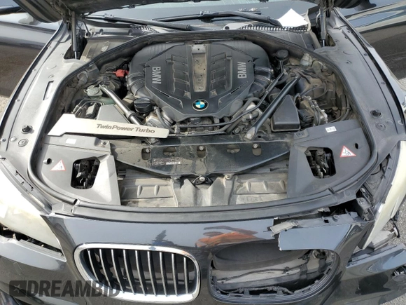 2014 BMW 7 Series ALPINA B7 with VIN WBAYE8C52ED134788, listed as a Copart auction lot 84549164 with 162,635 mi miles and Salvage Title. Bid and sale history available at carsss.com. Image 12.