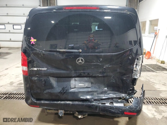 2019 Mercedes-Benz Metris Passenger Van with VIN WD4PG2EE5K3576393, listed as a Copart auction lot 86137904 with NaN miles and Salvage Title. Bid and sale history available at carsss.com. Image 6.