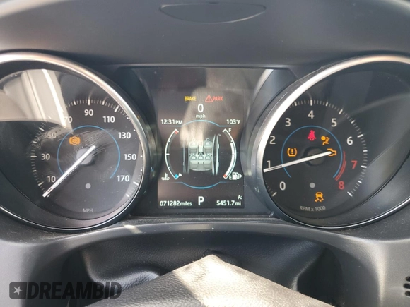 2019 Jaguar XE 25t with VIN SAJAR4FX6KCP49670, listed as a Copart auction lot 75340594 with 71,282 mi miles and Salvage Title. Bid and sale history available at carsss.com. Image 9.