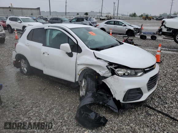 2020 Chevrolet Trax LS z VIN KL7CJKSB7LB032650, wystawiony jako Copart lot #58859075 z przebiegiem 40 899 mil mil oraz Szkoda całkowita • Salvage title. Historia ofert i sprzedaży dostępna na DreamBid. Obrazek 4.