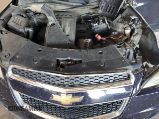 2015 Chevrolet Equinox LS z VIN 2GNALAEKXF6201343, wystawiony jako Copart lot #54275245 z przebiegiem 177 518 mil mil oraz Szkoda całkowita • Salvage title. Historia ofert i sprzedaży dostępna na DreamBid. Obrazek 12.