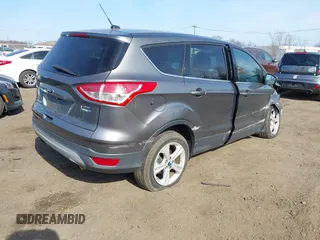 2013 Ford Escape SE with VIN 1FMCU9GX8DUD58286, listed as a IAAI auction lot 41797161 with 189,467 mi miles. Bid and sale history available at carsss.com. Image 4.