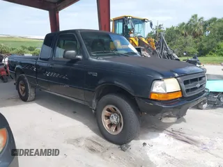 2000 Ford Ranger XL with VIN 1FTYR14V1YPA53331, listed as a IAAI auction lot 42641080 with 187,010 mi miles and . Bid and sale history available at DreamBid. Image 1.